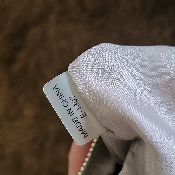 MICHAEL KORS WRISTLET WALLET - Picture 4 of 5